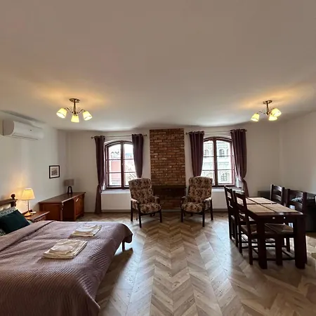 Stary Rynek 41 Apartment